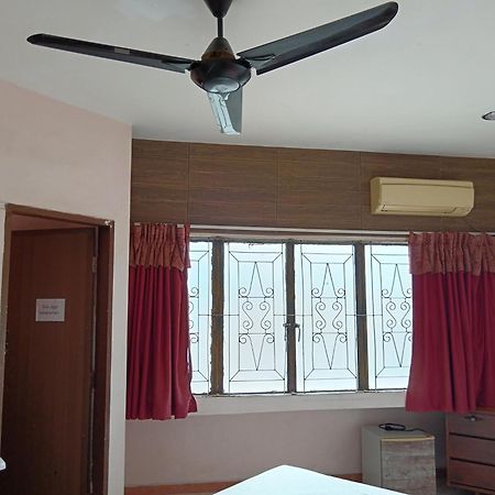 New Budget Inn Hotel Chukai Kültér fotó