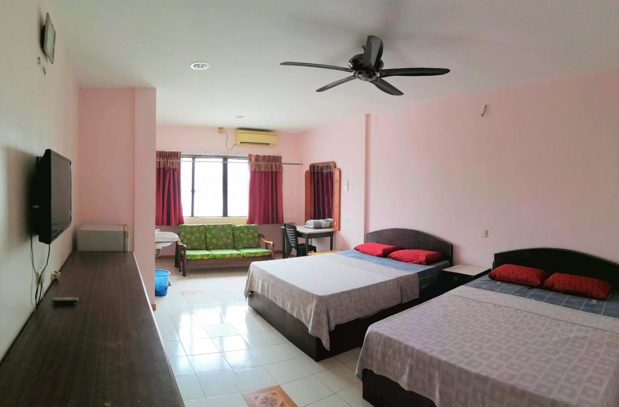 New Budget Inn Hotel Chukai Kültér fotó