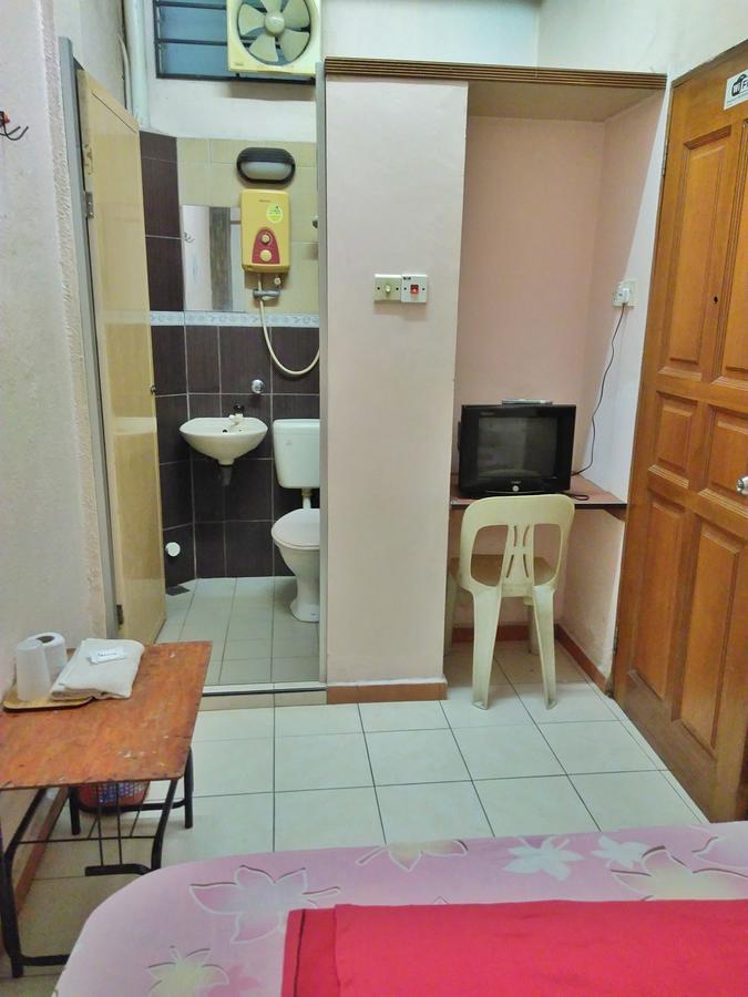 New Budget Inn Hotel Chukai Kültér fotó