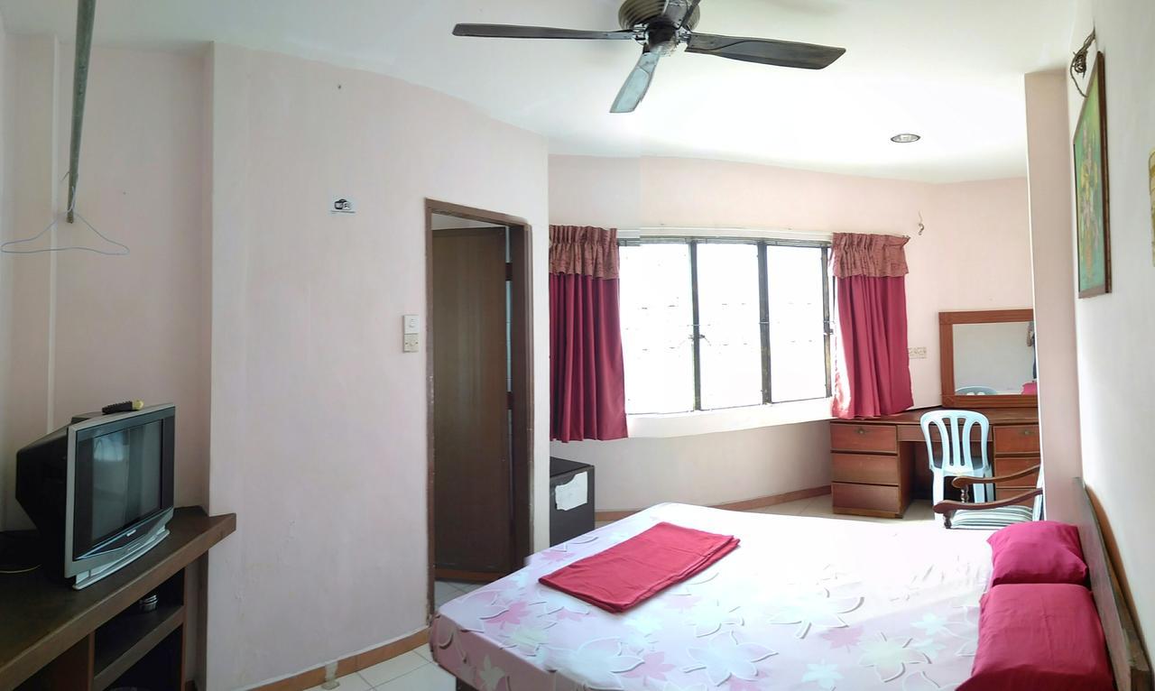 New Budget Inn Hotel Chukai Kültér fotó