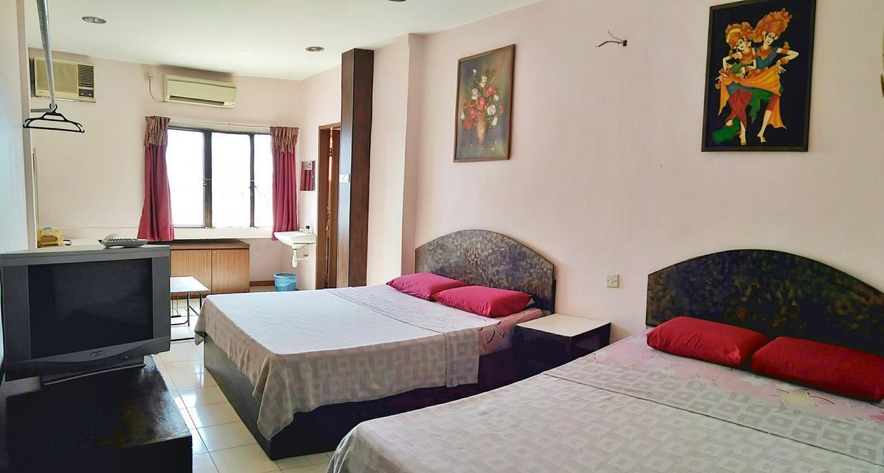 New Budget Inn Hotel Chukai Kültér fotó