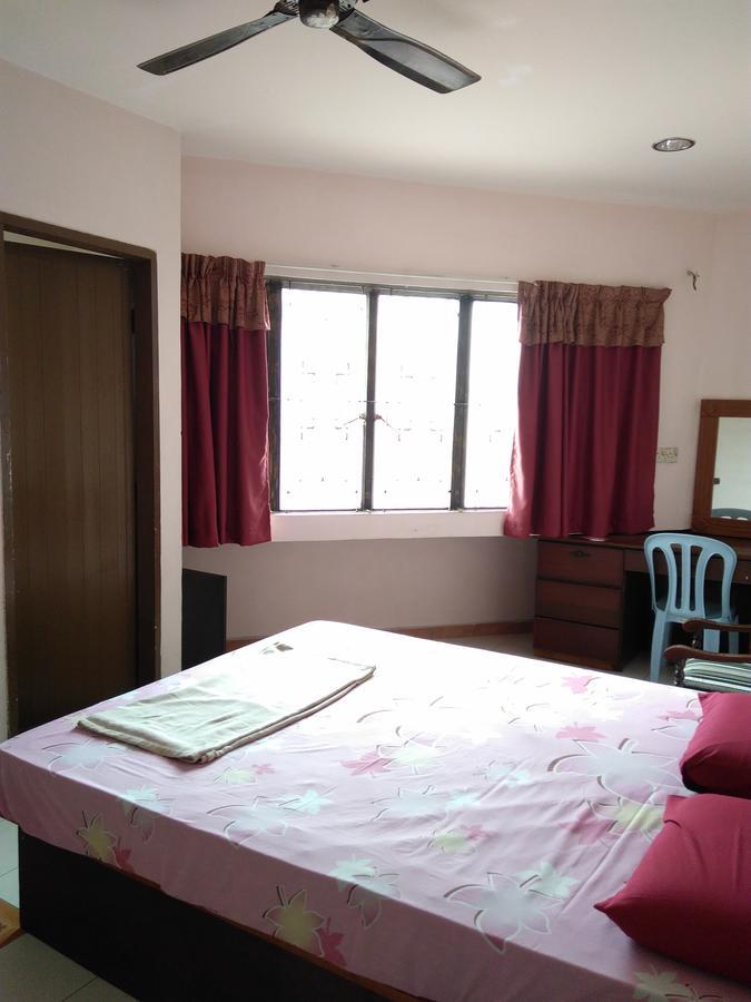 New Budget Inn Hotel Chukai Kültér fotó
